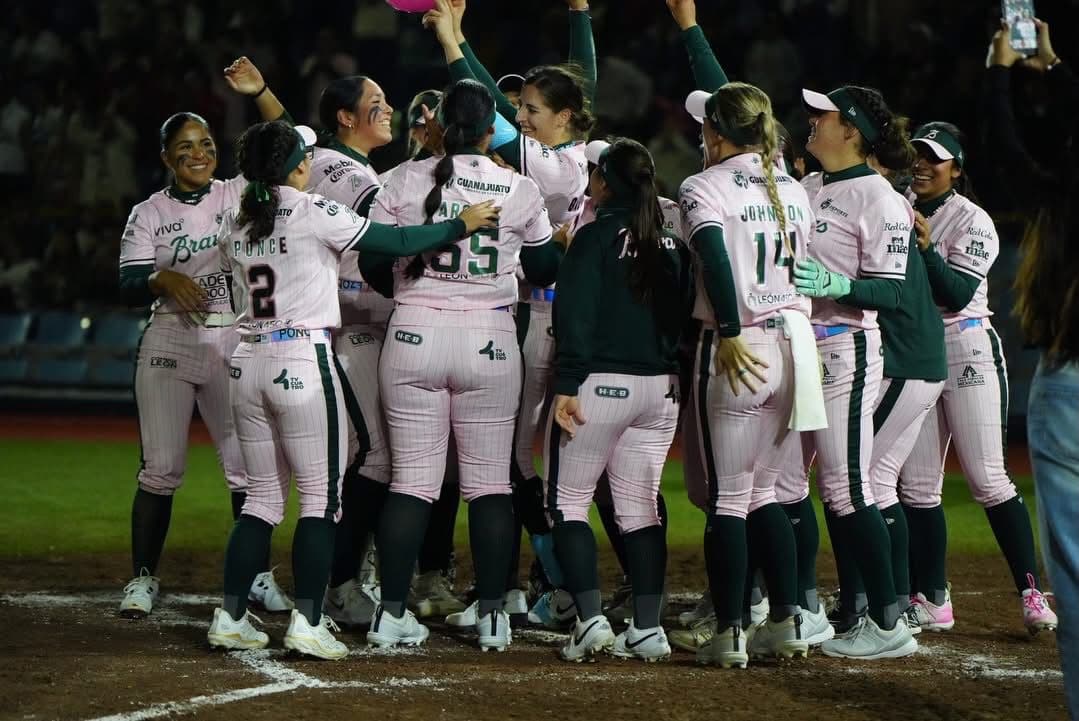 Bravas de León empatan la serie ante Charros con histórica actuación de Gasparotto