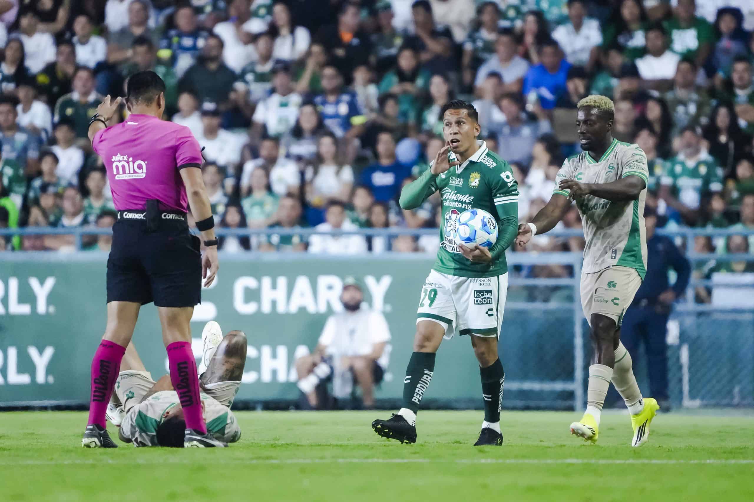 León vence 2-1 a Santos Laguna y hunde aún más al equipo lagunero en el Clausura 2026