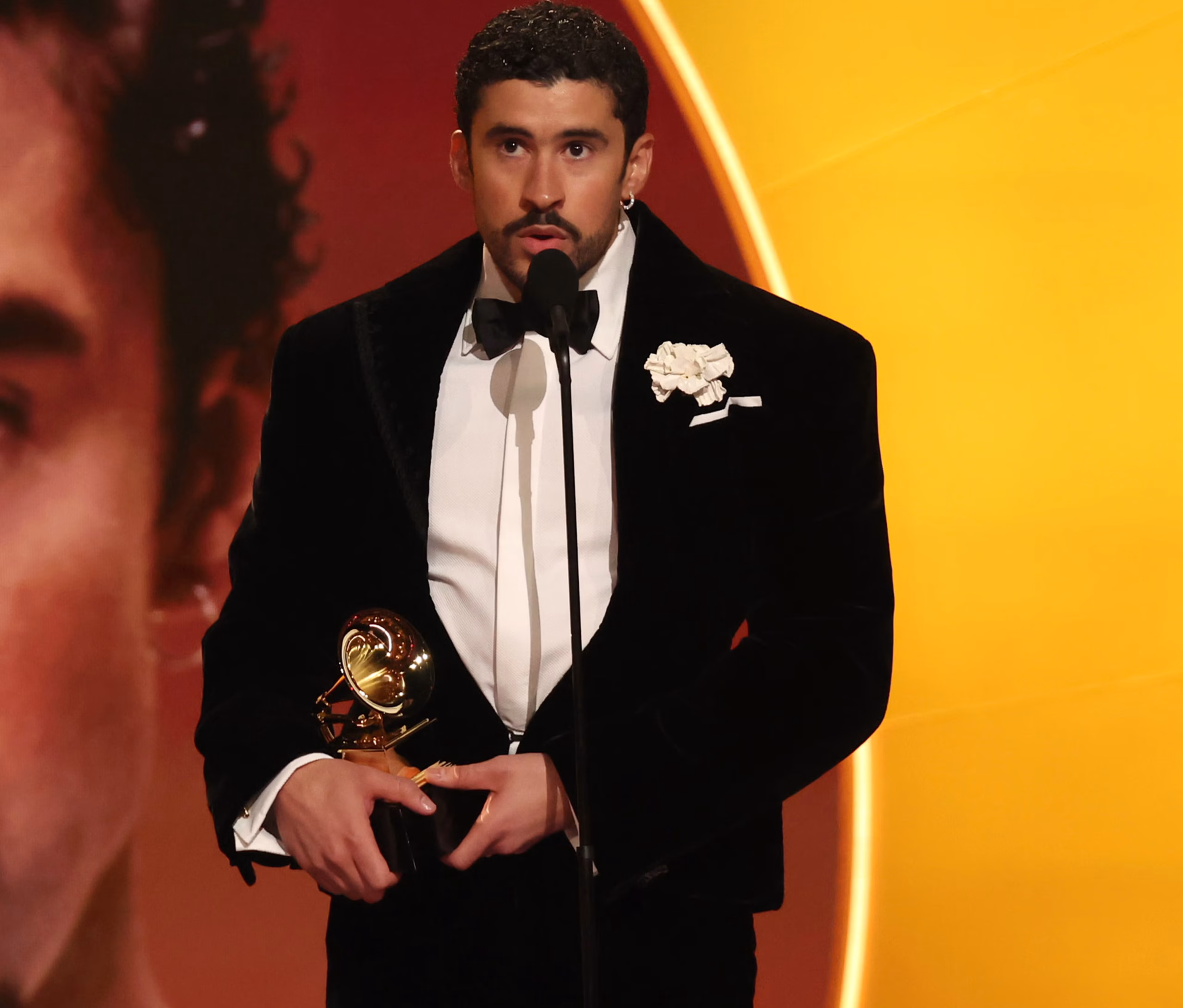 Bad Bunny lanza poderoso mensaje contra ICE previo al Super Bowl LX